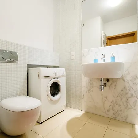 Florianska Apartment